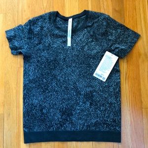 NWT Lululemon Swiftly Breathe Short Sleeve 6
